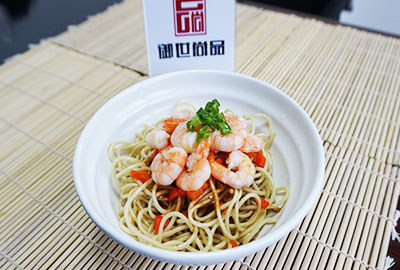 御世尚品助大學(xué)生成功創(chuàng)業(yè)
