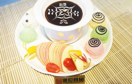 武漢學(xué)員冰淇淋火鍋?zhàn)髌?></a>
            </div>
            <div   id=