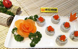 學(xué)員魚子醬壽司作品