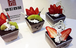 學(xué)員草莓巧克力慕斯作品
