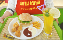 學員炸雞漢堡作品