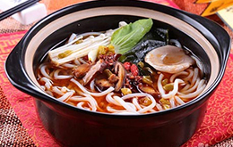 砂鍋土豆粉