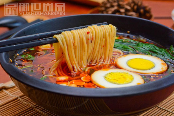 酸辣粉美食