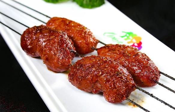 小吃培訓(xùn)學(xué)?？梢詫W(xué)到正宗的小吃技術(shù)嗎