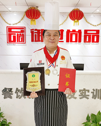 肖州 國家級中式烹調(diào)師