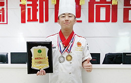 陳偉其 奶茶咖啡大師
